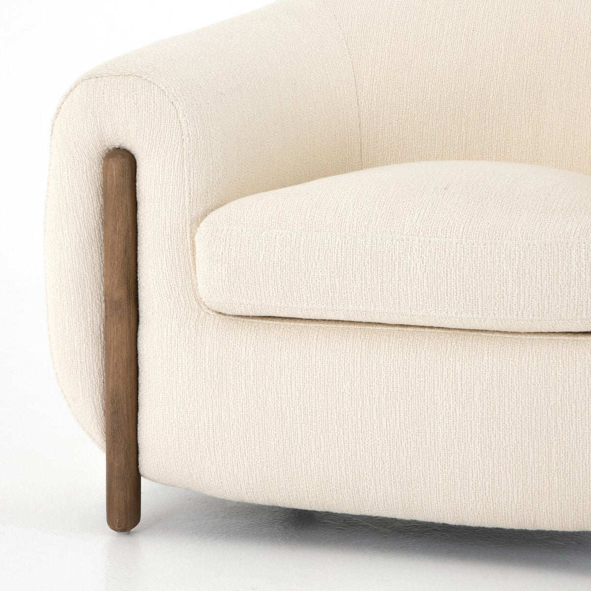 Chaise Loyola