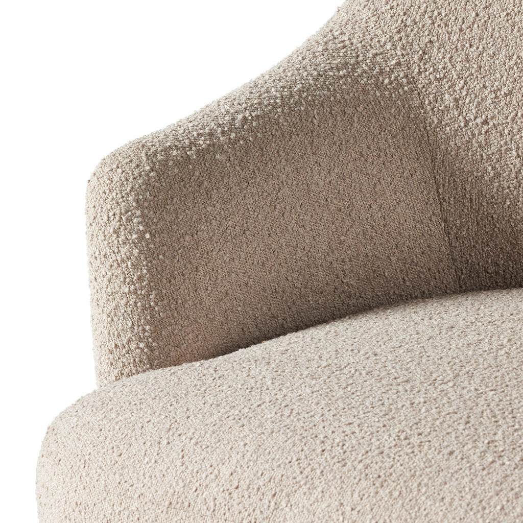Chaise Ryker