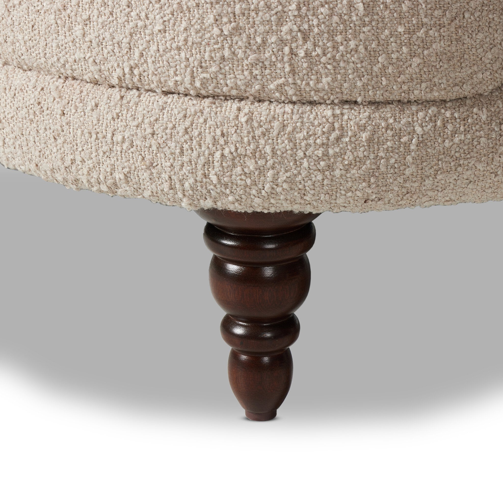 Chaise Ryker