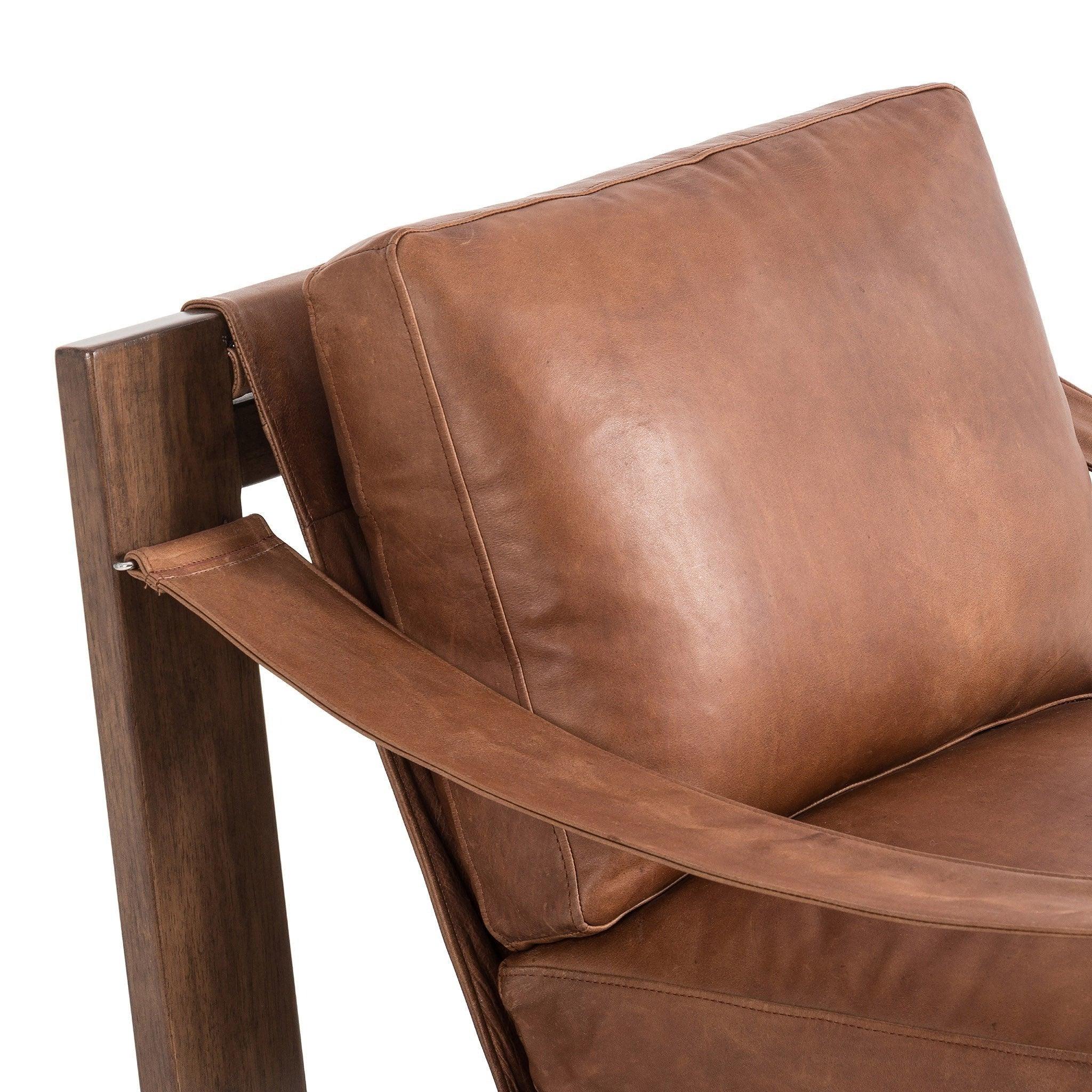 Chaise Caleb