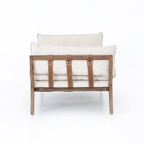 Jennifer Chaise